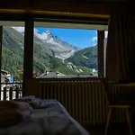 Отель Le Dahu 2*