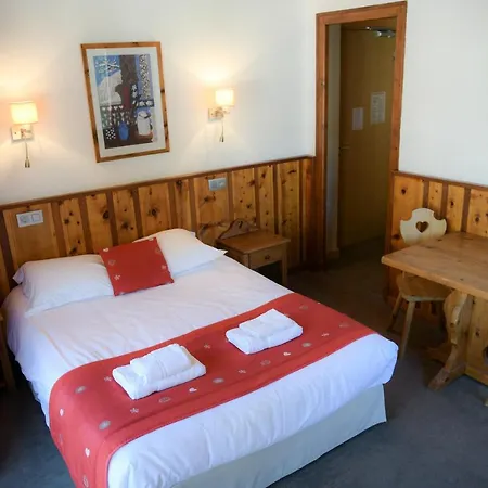 Hotel Le Dahu 2*