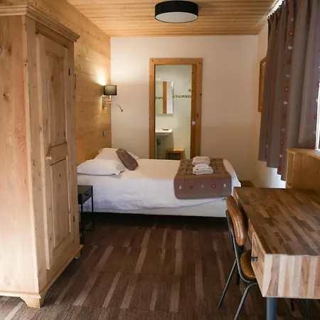 Le Dahu Otel 2*